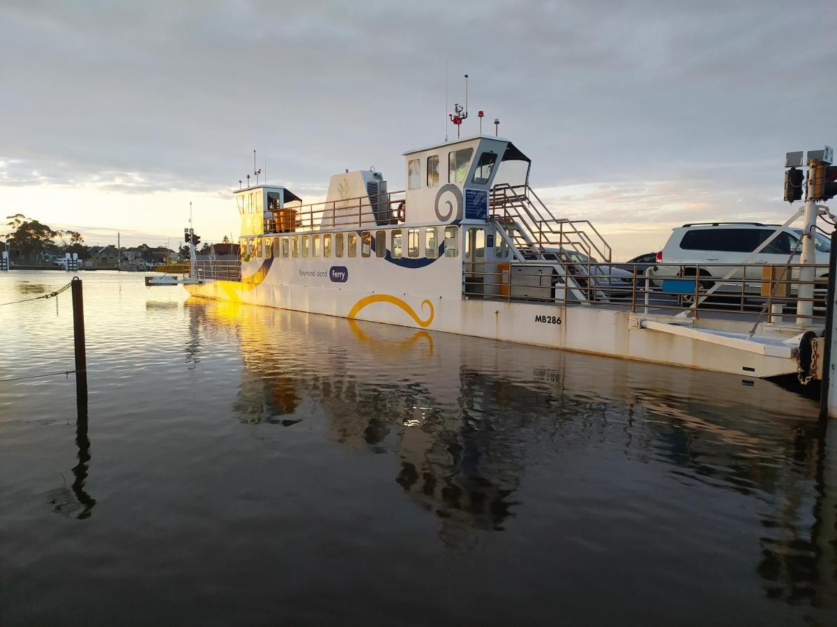 Captain's Cove Accessible Luxury With Free Netflix Apartment *