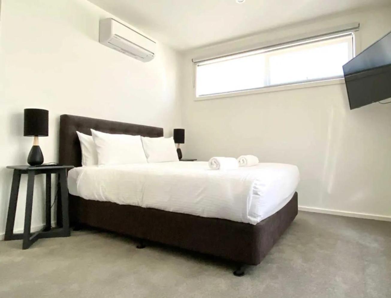 Apartment Captain's Cove Accessible Luxury With Free Netflix