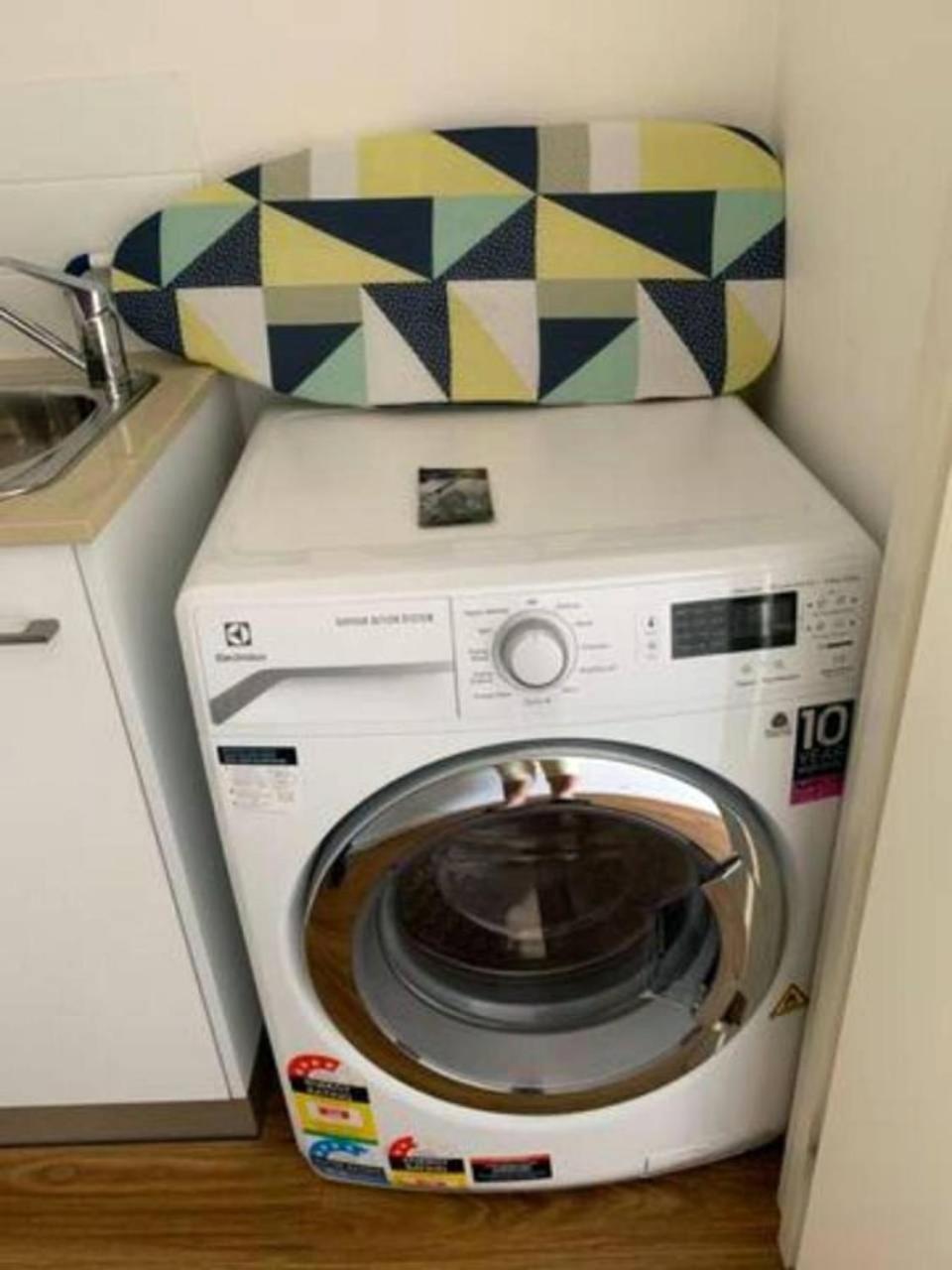 Captain's Cove Accessible Luxury With Free Netflix Apartment